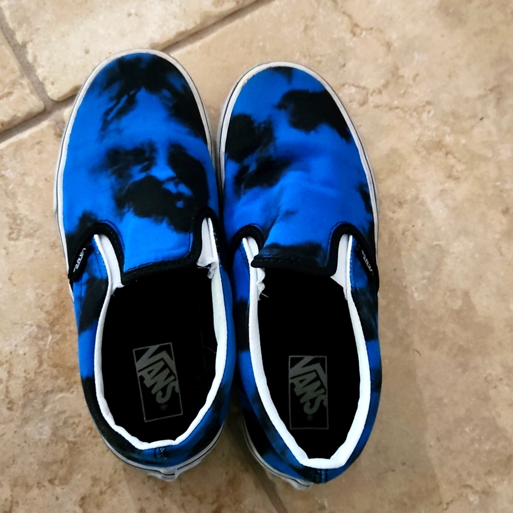 Vans size 2.5 tye dye skater sneakers